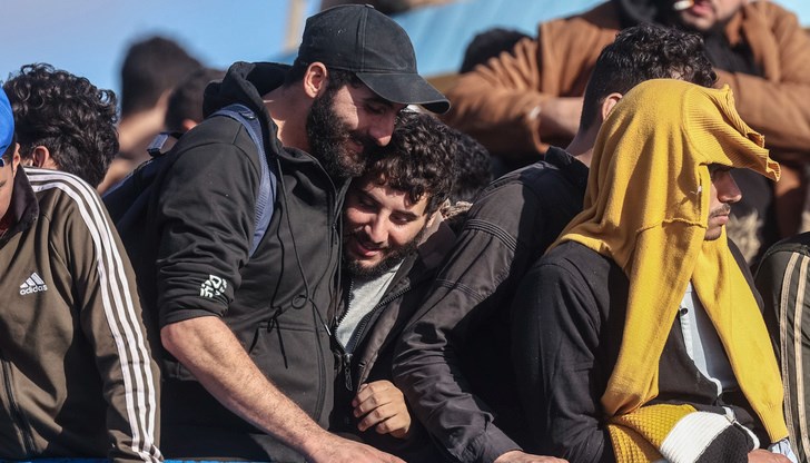 Министър Воридис внесе промени в закона за убежището, целящи ограничаване на миграционния натиск Министър Воридис внесе промени в закона за убежището, целящи ограничаване на миграционния натиск