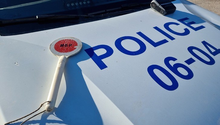 Младежите изхвърлили метаамфетамините през прозореца при полицейска проверка