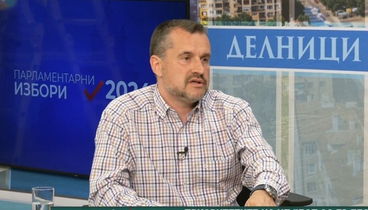 Представителят на "Непокорна България" обвини властта в некомпетентност и корупция