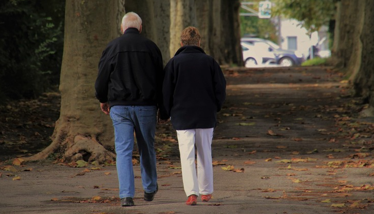 Спадът продължава въпреки увеличението на средния размер на пенсиите с