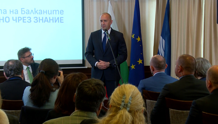 В силно поляризиран свят журналистиката трябва да гарантира плурализма и