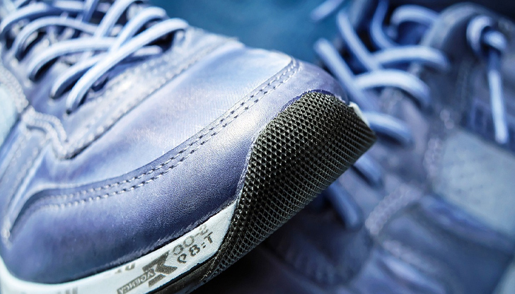 Откраднаха по два чифта маратонки от две къщи в ЦеновоСлужители