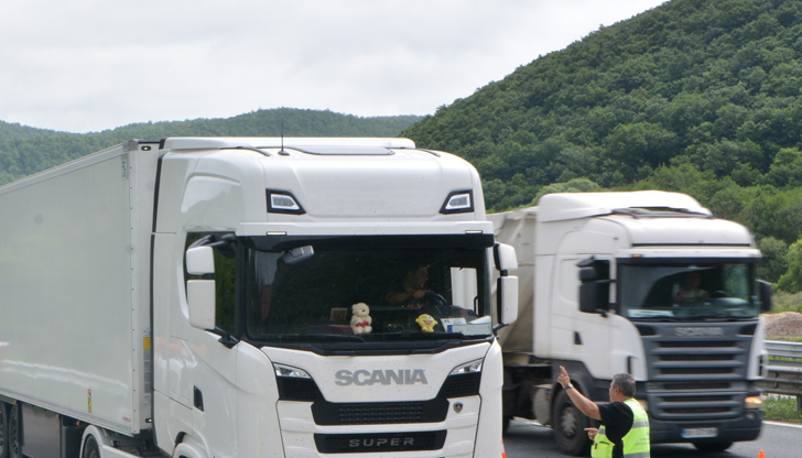 Инспектори разследват на място тежките инциденти във Враца, Монтана, Благоевград