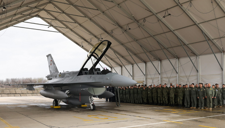 Атанас Атанасов: Възможен е саботаж срещу приемането на изтребителя F-16Скандалът