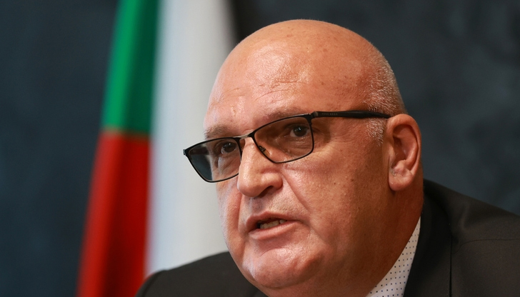 Шефът на БЛС коментира случаите с починалите децаВ България няма