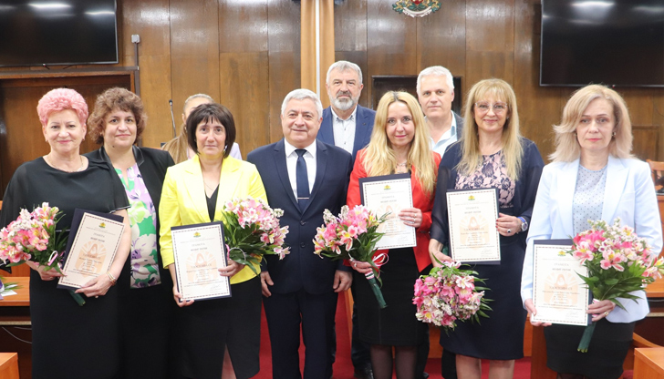 Областният управител Драгомир Драганов ще връчи наградите на 23 май