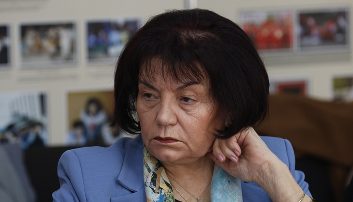 Преподаватели твърдят, че плащат по 20 лева месечно без разписки