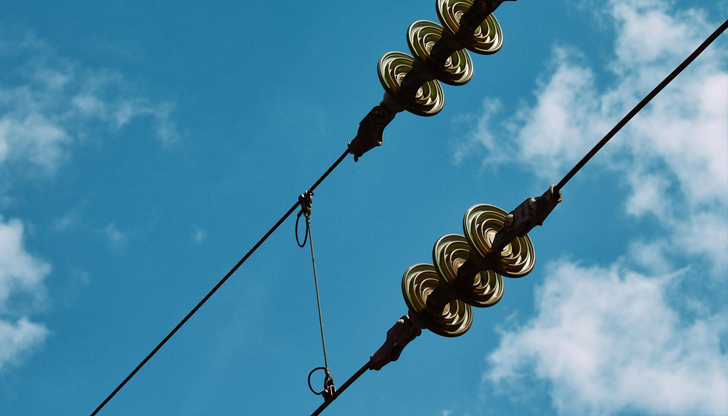 В сметките вече ще има две цениВ сметките за електрическа