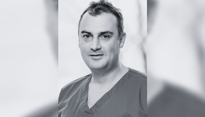 Лекарят работеше в МБАЛ Света София и беше специалист по