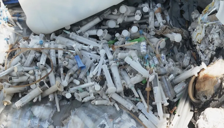 Сигналите до институциите не дават резултат години наредОпасни биологични отпадъци,