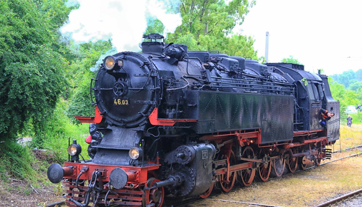 БДЖ организира специално пътуване от София до Перник с най-мощния