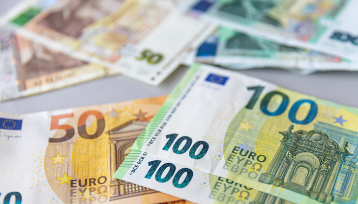 Критериите за еврозоната са изпълнени, но има риск от по-висок