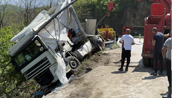 Прокуратурата иска постоянен арест за чужденеца, който се опитал да