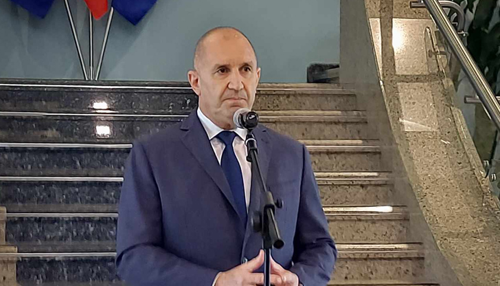 Президентът атакува управляващите, че обещават мерки в бъдещето вместо конкретни