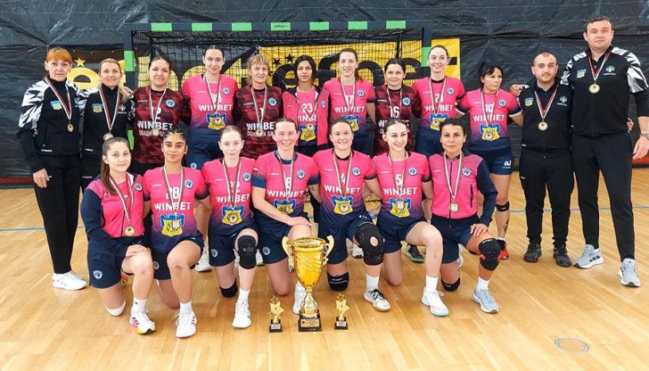 Белите тигрици победиха Свиленград с 27:22 и затвърдиха хегемонията си