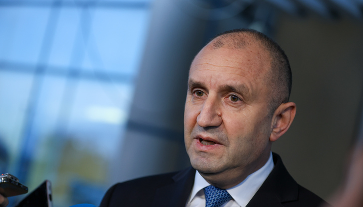 Политици коментираха протестите в страната срещу евротоПротест против еврото и