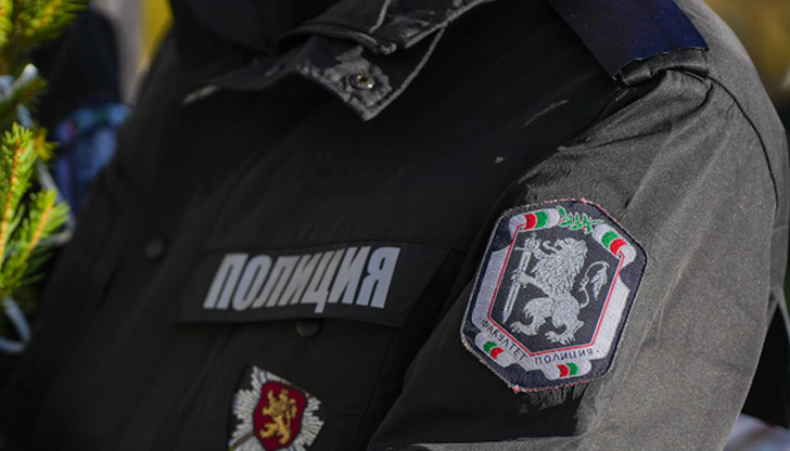 86-годишна старозагорка е станала жертва на схемата съдействие на полициятаПолицаи