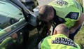 Полицаи помогнаха на жена със спукана гума на магистрала "Тракия"