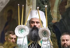 Българският патриарх възглави богослужението за Петдесетница в катедралата Св Александър