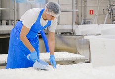 Цените на млечните продукти ще растат заради инфлацията а не