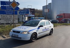 Пътуващите към Румъния трябва да спазват указанията на полицейските органиЕкипи