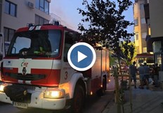 Огънят избухна от комина на Зелената къща няма пострадалиГолям пожар
