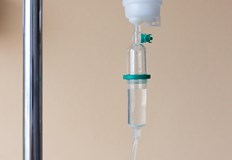 Мъжът е пострадал при инцидент с хидравлична пресмашинаРаботник е настанен