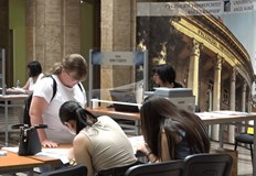 Красимир Вълчев предлага таксите да не надвишават 75 Министерството на образованието