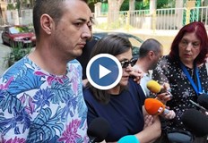 Майката на младежа Намерих го пльоснат на мозайката а твърдяха