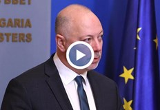 След положителните доклади на ЕК и ЕЦБ премиерът обяви принципите