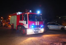 Възрастна жена пострадала при опит да потуши пламъците в дома