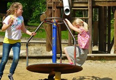 Празникът се чества от 1925 година съгласно решение на световна