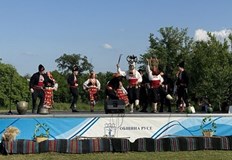 Инициативата цели съхраняване на българските традицииВ село Червена вода се