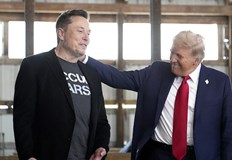 Президентът и бившият му съветник влязоха в остър публичен конфликт