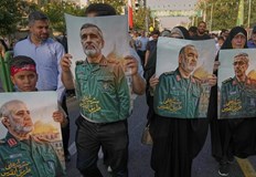 Техеран обещава сурово отмъщение след смъртта на началника на генералния