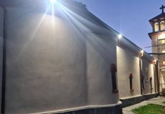 Русенската епархия осигури бюджет за нова ограда а сега са