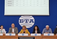 Подготвят и специален законопроект за контрол на цените шест месеца