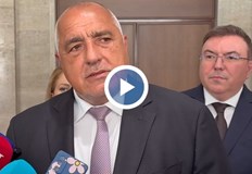 Лидерът на ГЕРБ Екзотичните пътувания на Румен Радев не носят