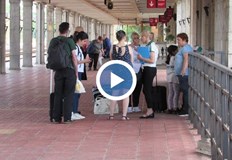 Сред блокираните са 10 годишно дете болен възрастен мъж и чужденци