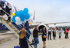 Авиокомпании като Ryanair LOT Buzz и WizzAir ще свързват черноморския