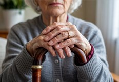 Жена от Русенско използвала позицията си на грижовен асистент за