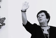 Апостолова е автор на 10 стихосбирки 4 романа и 12