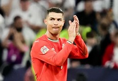 40 годишният нападател обясни мотивите за решението сиКристиано Роналдо разкри че