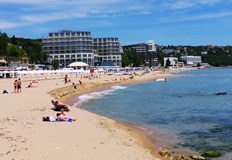 Три сигнала за замърсяване на морето край Варна са проверени