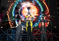 Въпреки скъсана полуоска и проблеми с двигателя русенецът завоюва третото