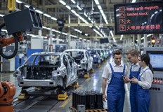 Германски компании вече съкращават производствотоКонтролът върху износа на седем редкоземни