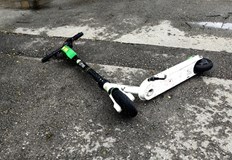 Пострадалият получил фрактура на лакътната става след падане на пътното