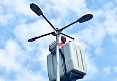 Модернизираха осветлението в Парка на младежта и ЧародейкаОбщина Русе извърши