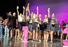 Успехи във всички възрастови категории и танцови стиловеГрандиозен успех постигнаха