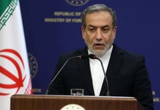 Признанието на външния министър Абас Арагчи противоречи на думите на